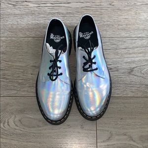 Holographic Dr Martens